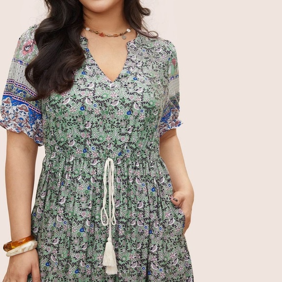 BloomChic Plus Size 4XL Boho Print Notched Ties Tassel Trim Dress us26 - Picture 6 of 7